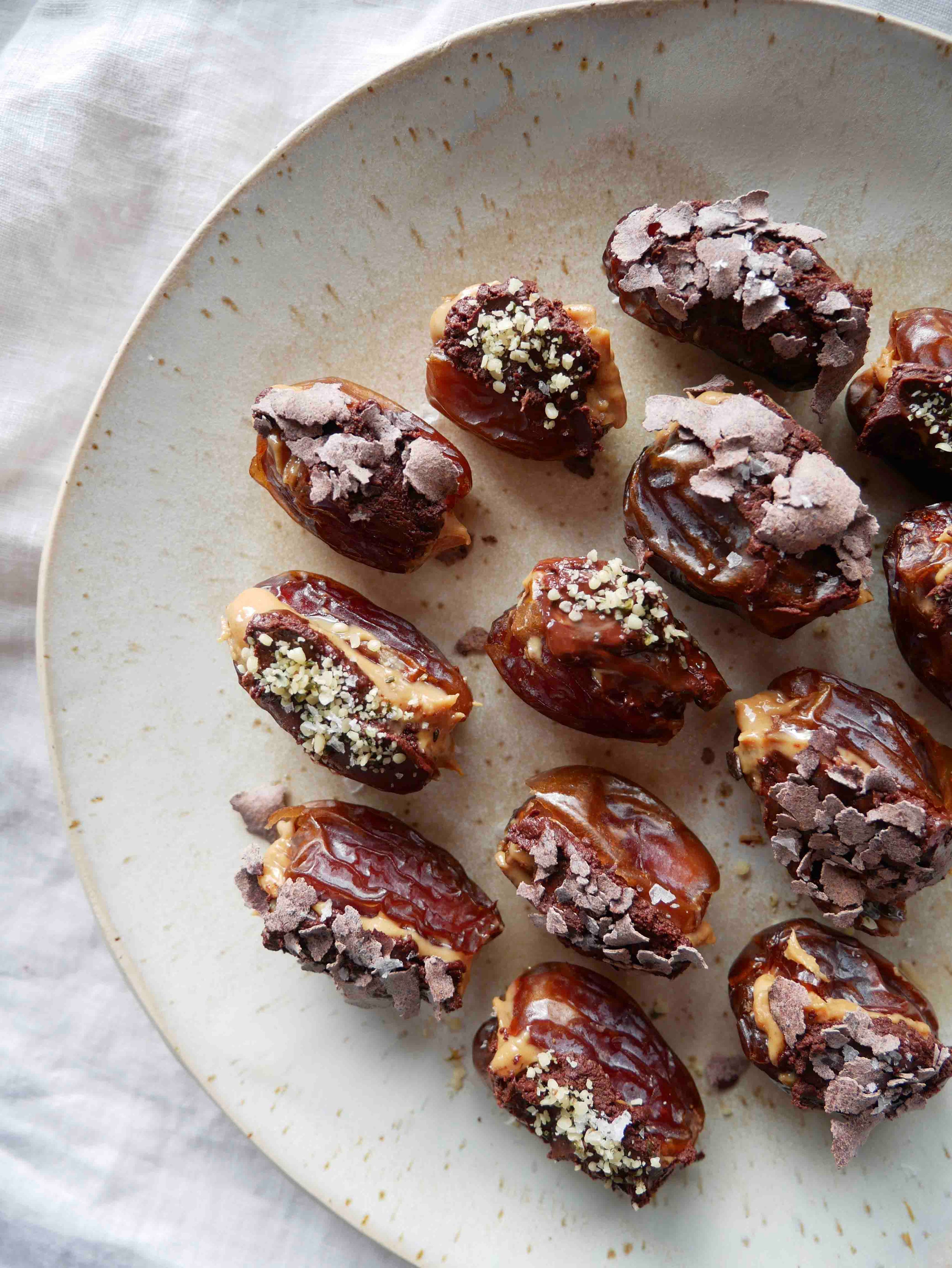 Filled Dates with Cacao Flakes